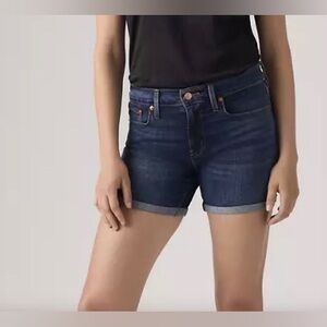 Levi mid length women shorts size 4/w27